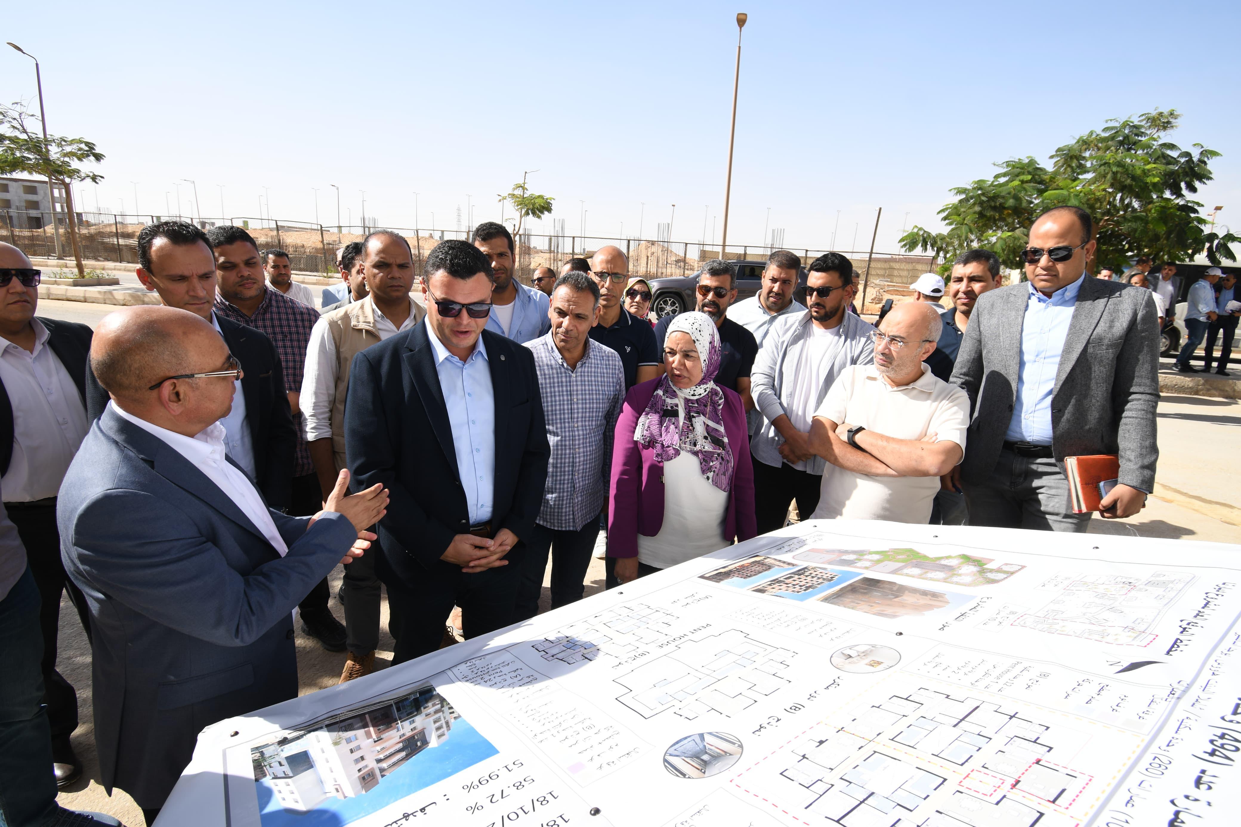 وزير الإسكان يتابع سير العمل بمشروع "ديارنا" بأكتوبر الجديدة ويؤكد الالتزام بجودة التنفيذ