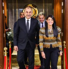 التخطيط وقطاع الاعمال