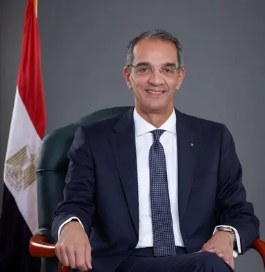 عمرو طلعت