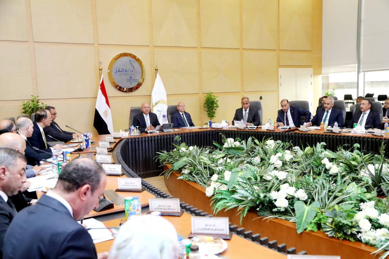 كامل الوزير وزير الصناعة والنقل