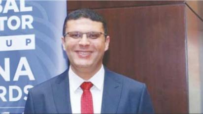 محمود نجلة