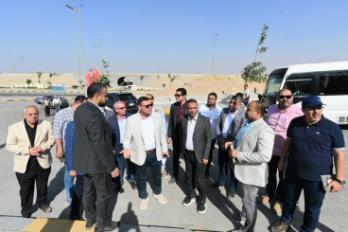 وزير الإسكان