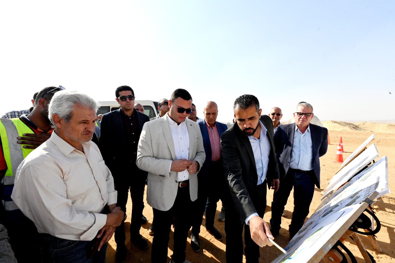 وزير الإسكان