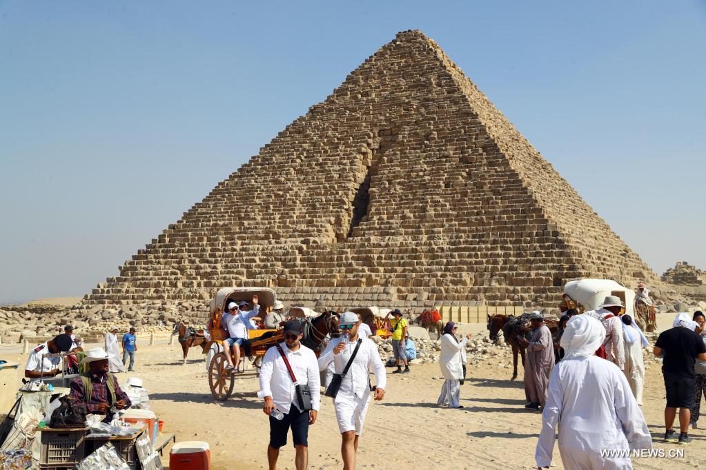 البنك المركزي: ارتفاع الإيرادات السياحية إلى 5.5 مليار دولار بالربع الأول من 2025-2026 -جريدة المال