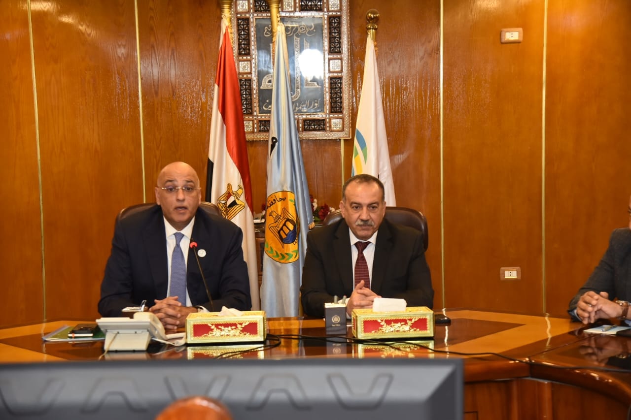 هشام أبو النصر محافظ أسيوط