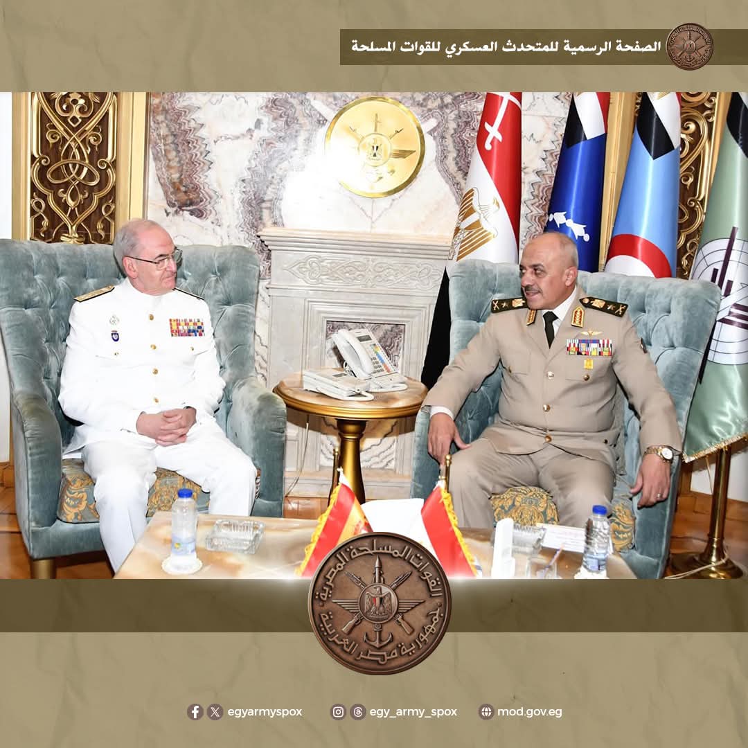 الفريق أحمد خليفة رئيس أركان حرب القوات المسلحة يلتقى رئيس أركان الدفاع الأسبانى
