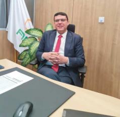 محمود نجلة