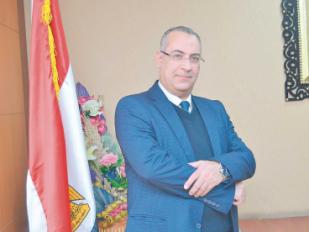 مصطفى أبو العزم
