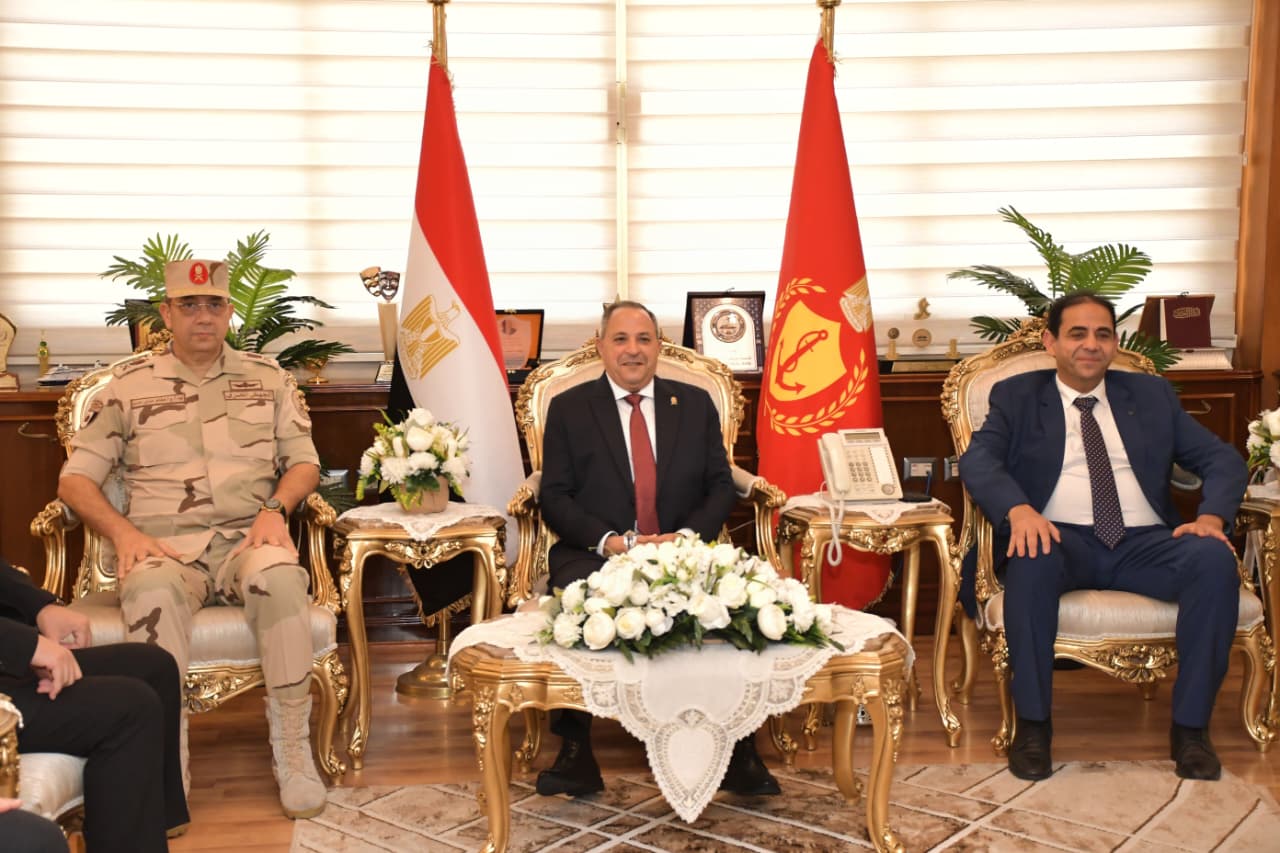 الندوه التثقيفيه