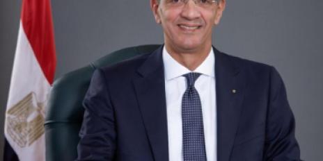 وزير الاتصالات