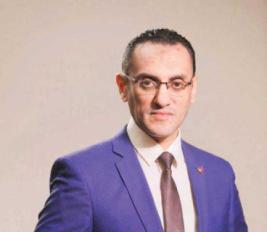 الدكتور أحمد شوقي