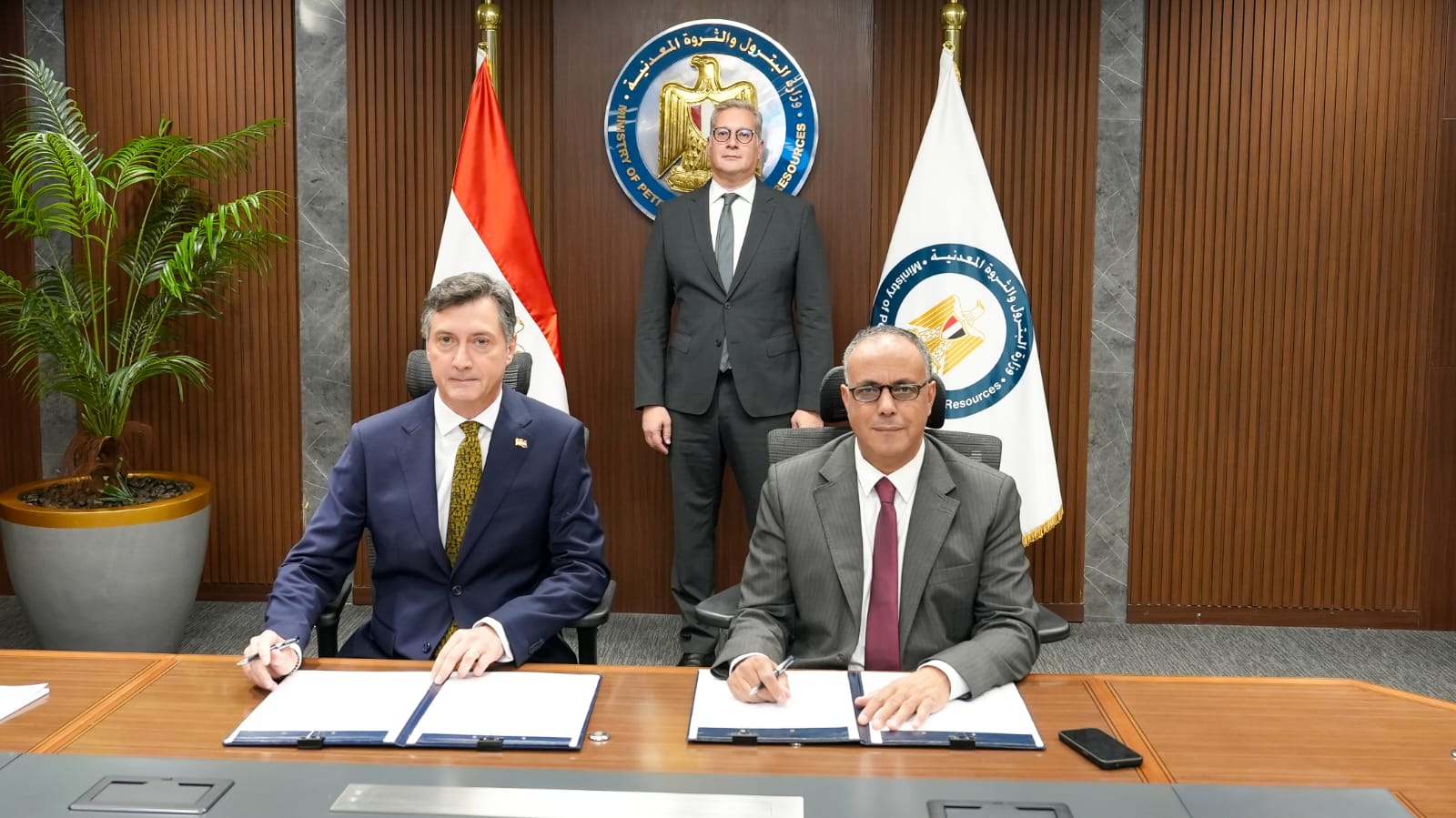 وزير البترول والثروة المعدنية