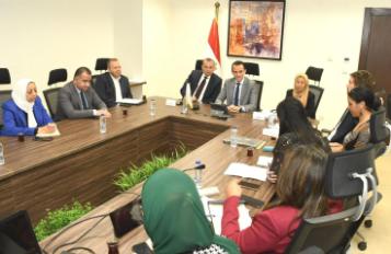 وزير الإسكان