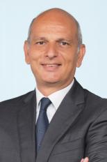 جيه إل إل