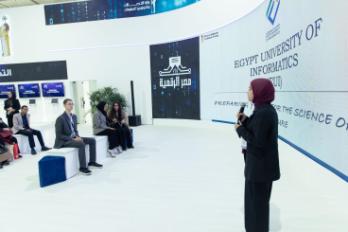 جامعة مصر للمعلوماتية تكشف عن برامج إلكترونية تحول أفكار طلاب كلياتها لمشروعات تجارية