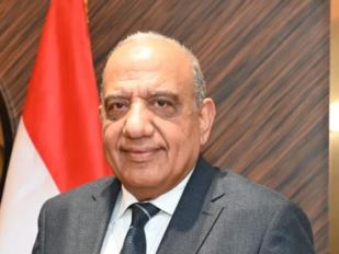 محمود عصمت وزير الكهرباء