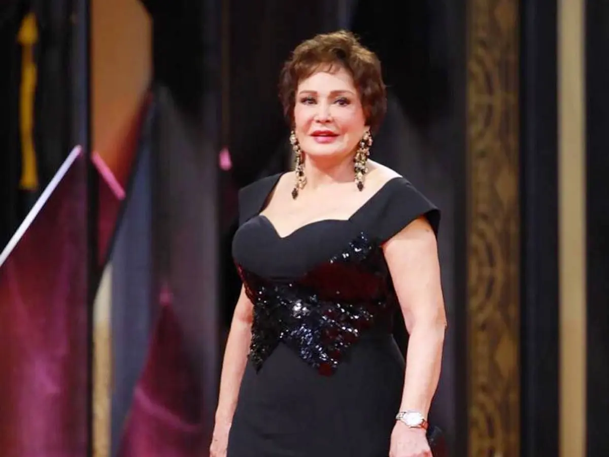 الفنانة الكبيرة لبلبة