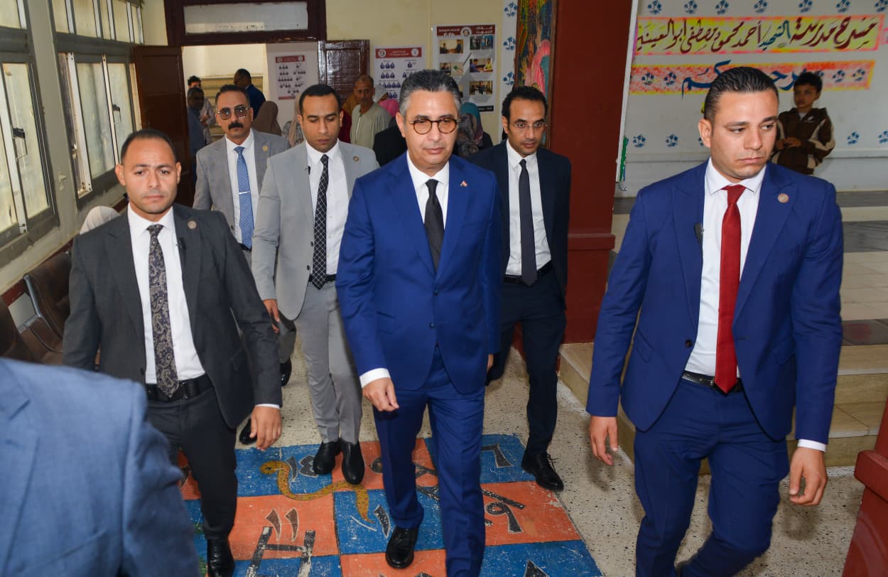 شريف فاروق