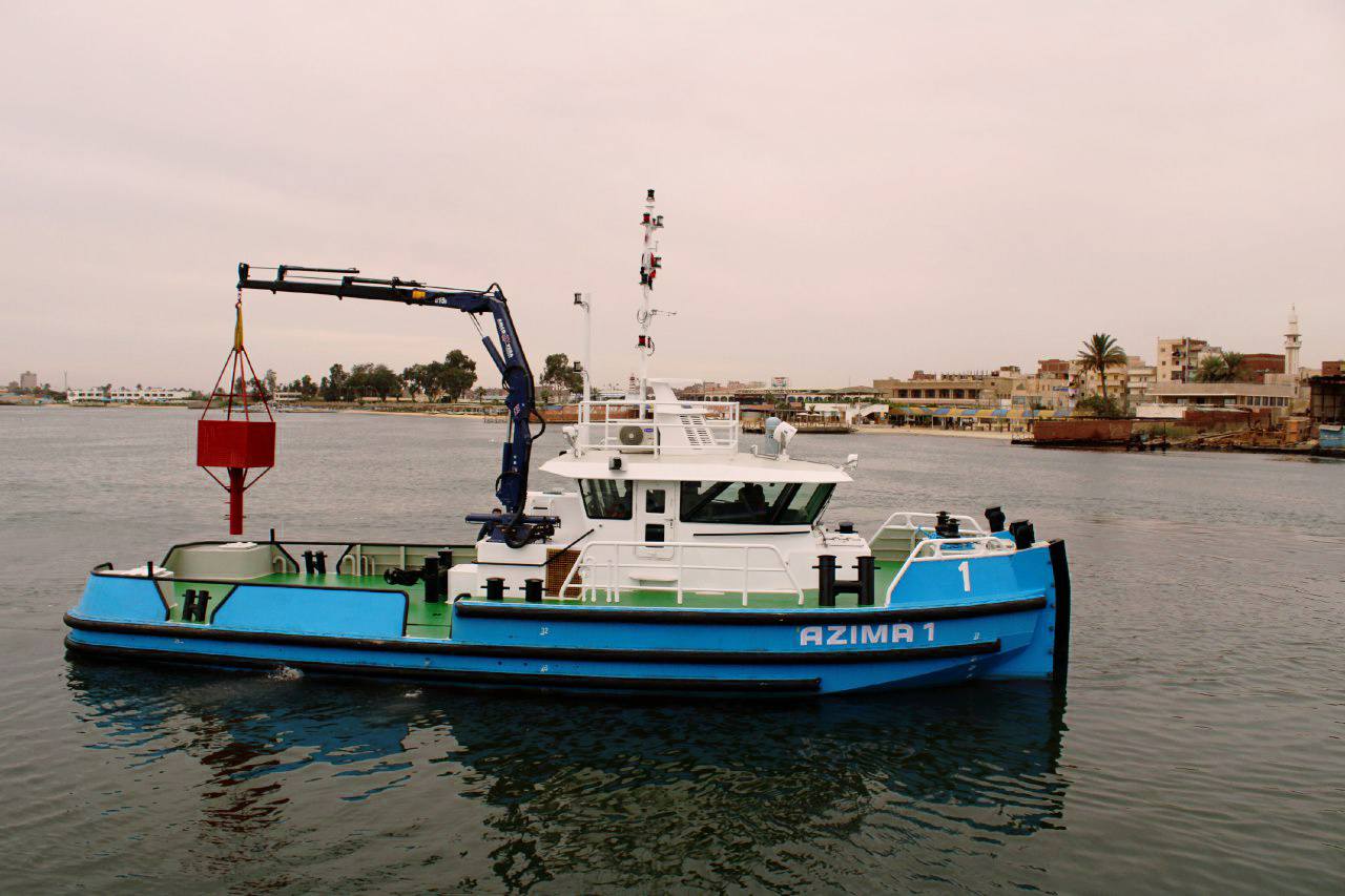 القاطرة عزيمة