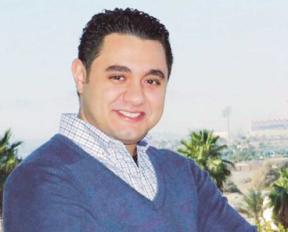 عمرو مصطفى ترافل يلا
