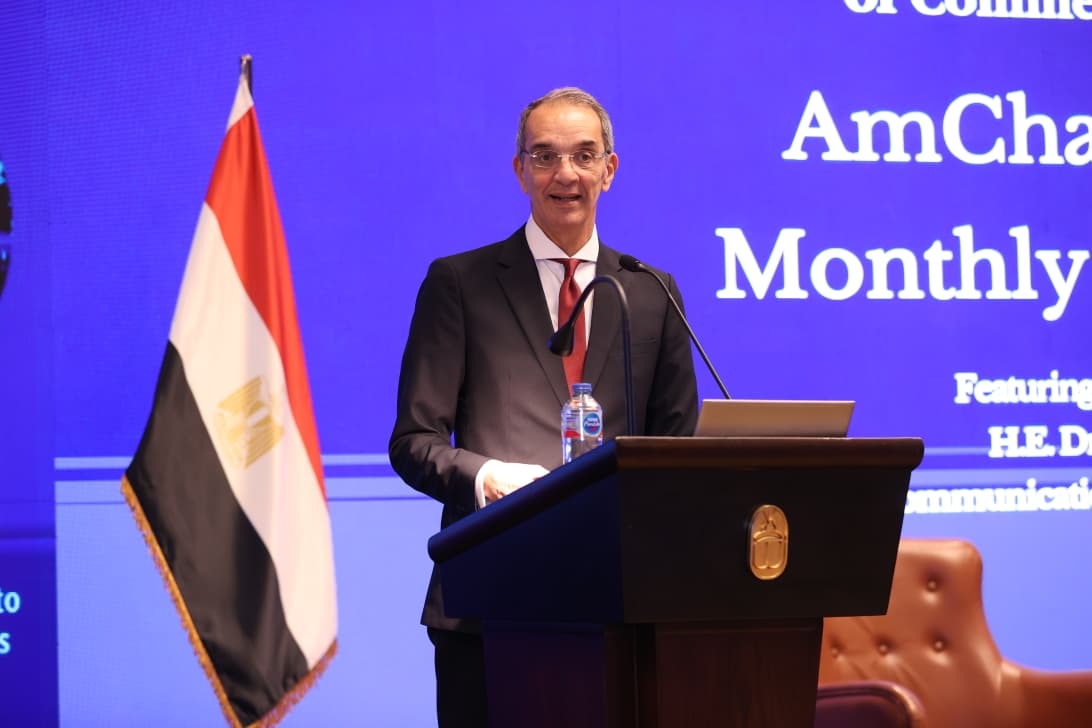 وزير الاتصالات