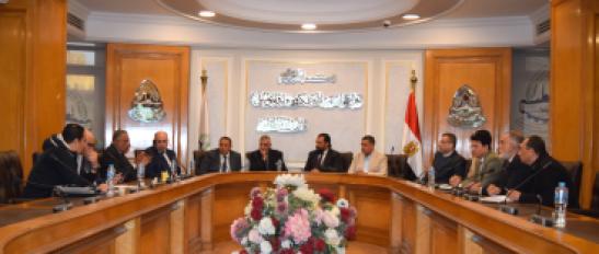 الملابس الجاهزة