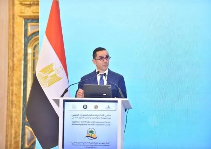وزير الاستثمار مع رئيس جهاز مستقبل مصر