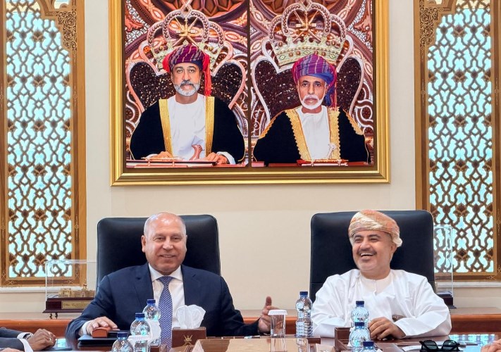 وزير النقل المصري وزير الاتصالات العماني