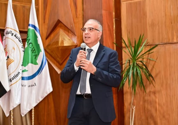 وزير الري 