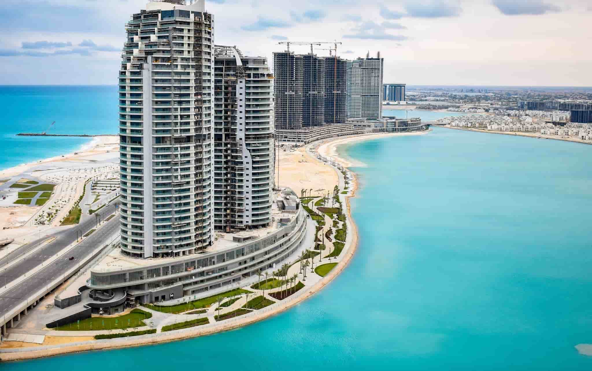 جهاز مدينة العلمين الجديدة يطرح 19 ألف متر مربع كمواقع انتظار سيارات -جريدة  المال