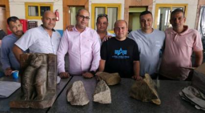 الجمارك