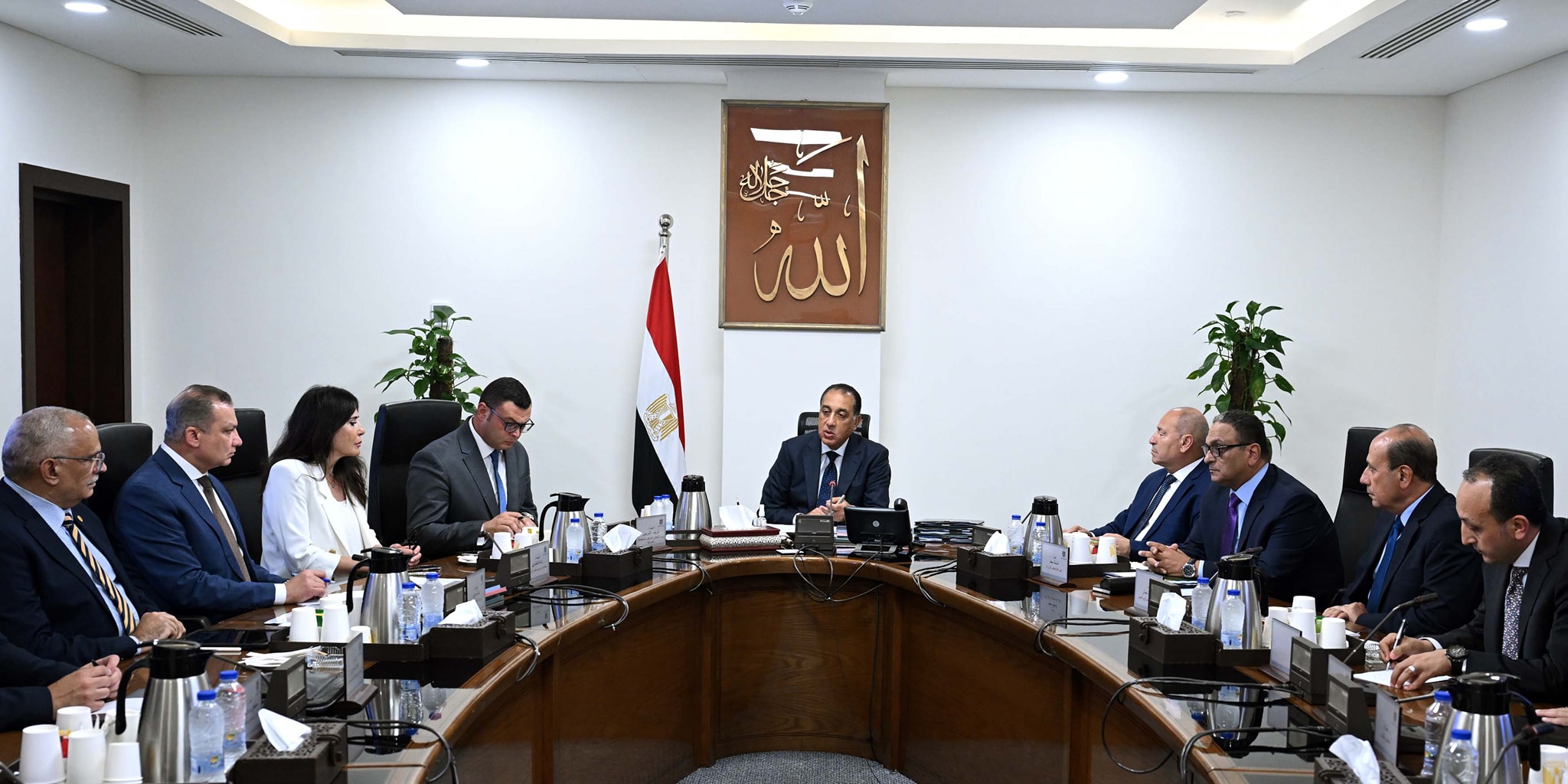 رئيس مجلس الوزراء