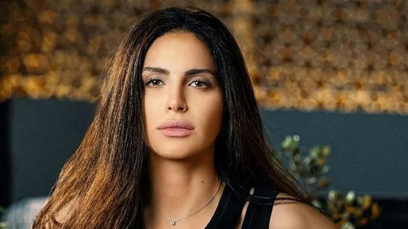 النجمة آمال ماهر