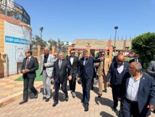 رئيس مصلحة الجمارك يزور نادي جمارك بورسعيد