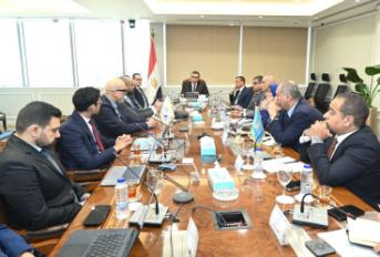 وزير الإسكان
