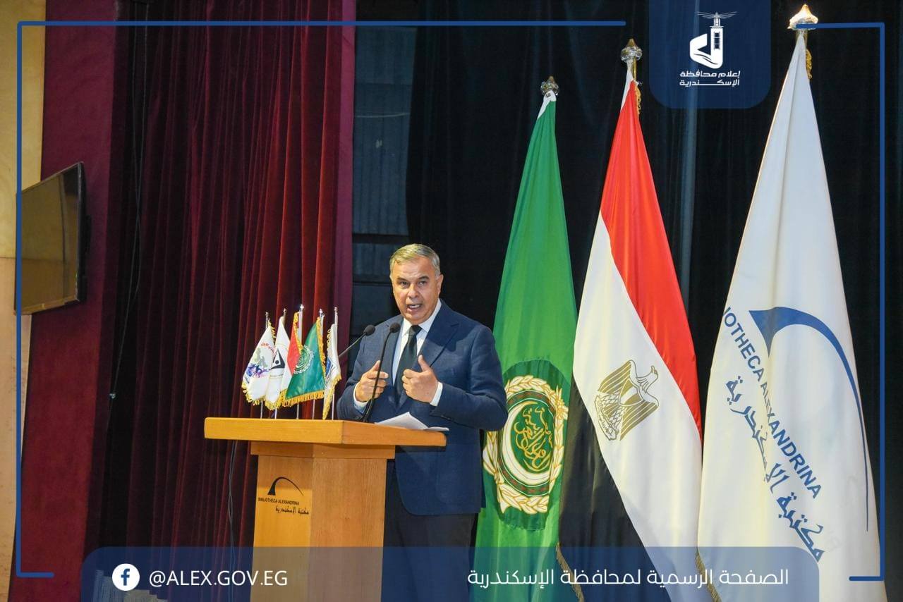 وزير الشباب ومحافظ الإسكندرية يدشنان فعاليات احتفالية اليوم الرياضي العربي الأول