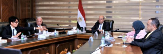 وزير الطيران المدني