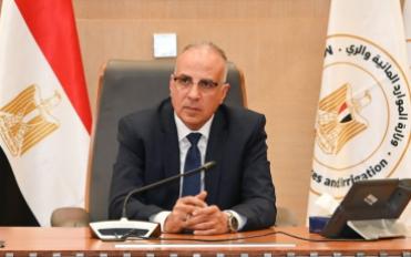 وزير الموارد المائية والري