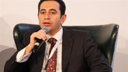 رأفت الخناجرى رئيس مجلس إدارة الشركة المصرية للصناعات المغذية للسيارات