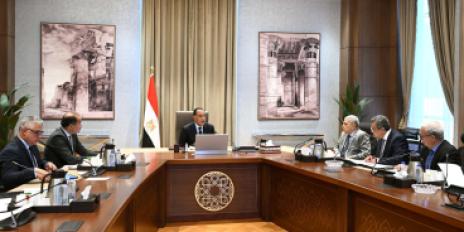 رئيس الوزراء يوجه بالتواصل مع عدد من الهيئات الاقتصادية لبدء تنفيذ إجراءات إعادة الهيكلة