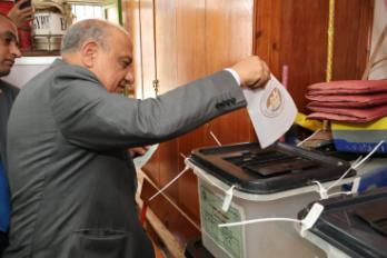 وزير الكهرباء