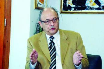 عادل دانش، خبير صناعة تكنولوجيا المعلومات