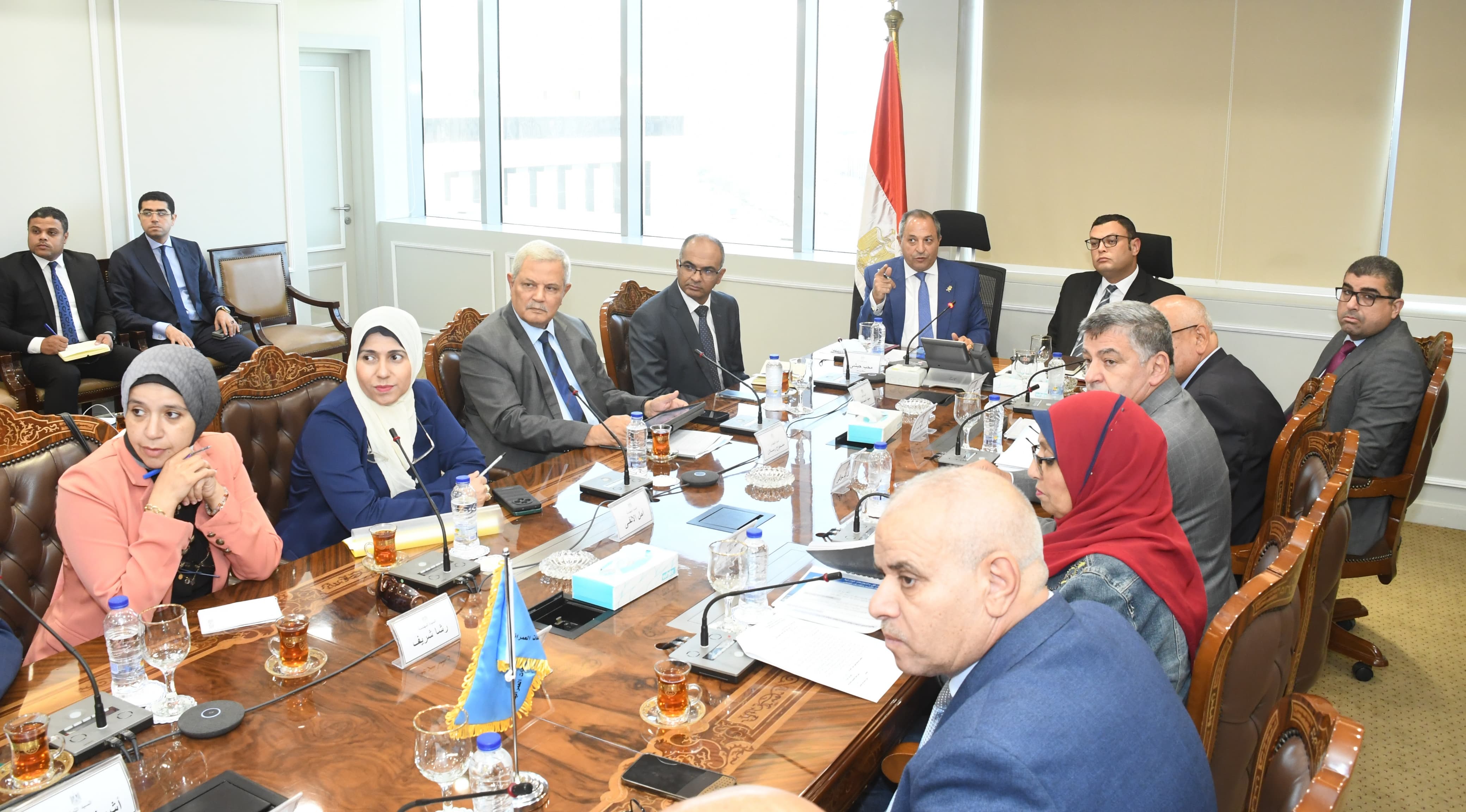 وزير الإسكان يبحث مع محافظ بورسعيد موقف الخدمات بشرق بورسعيد