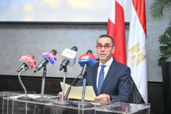 حسن الخطيب وزير الاستثمار