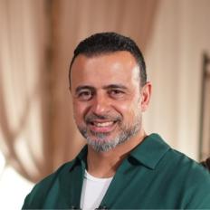 مصطفى حسنى
