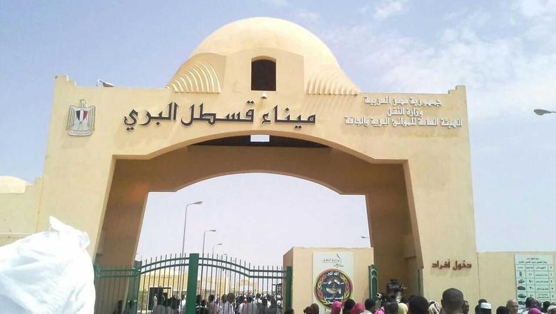 الموانئ