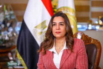 وزيرة البيئة