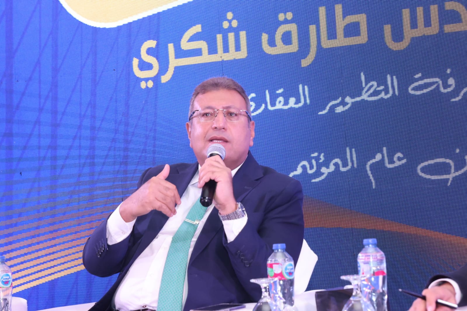 طارق شكري