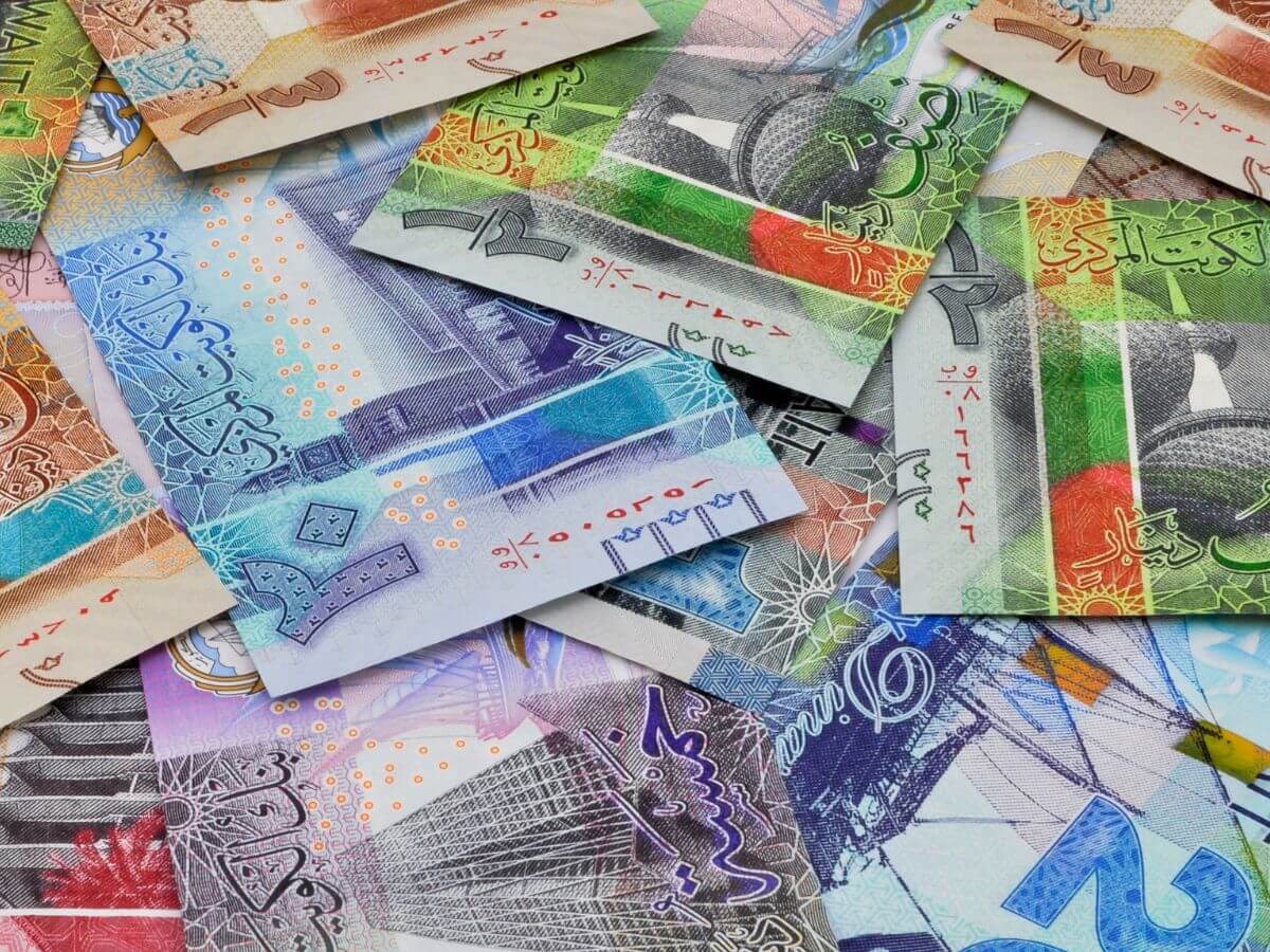 الدينار الكويتي 