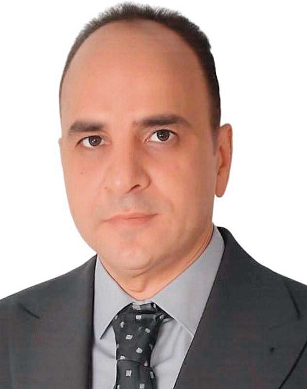 أحمد شديد رئيس مجلس إدارة نواصى العقارية